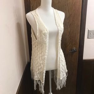 Gorgeous En Cream crochet coverup cardigan